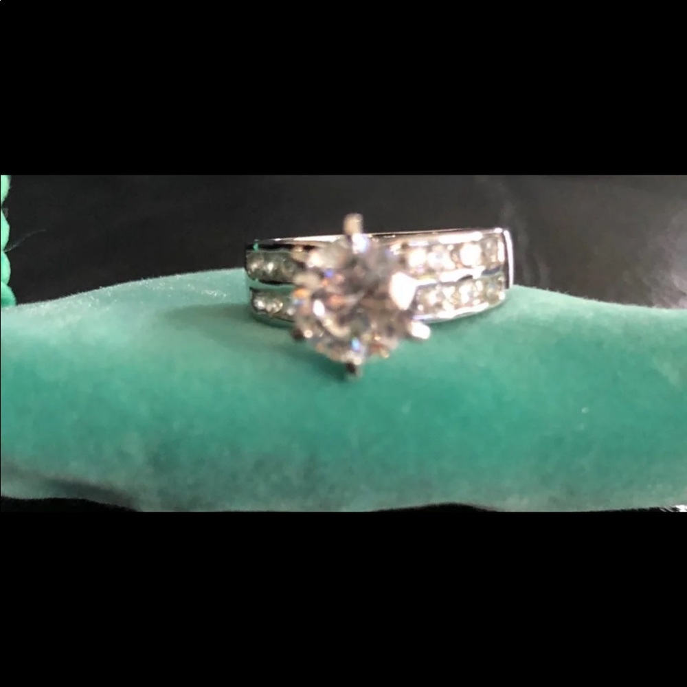 Wedding Ring Set - image 3